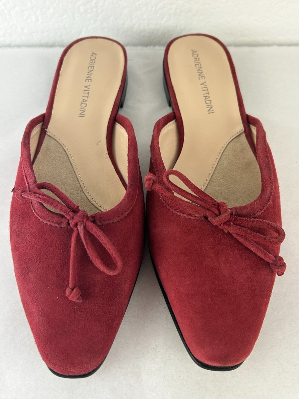 Adrienne Vittadini Red Suede Slides Bullet Sule shoes size 6.5 M